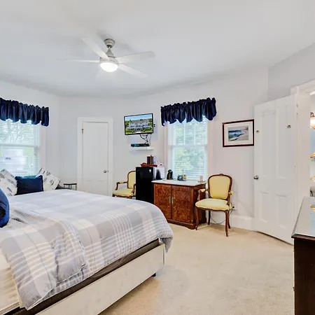 The Hewitt Wellington Hotel Spring Lake Room photo
