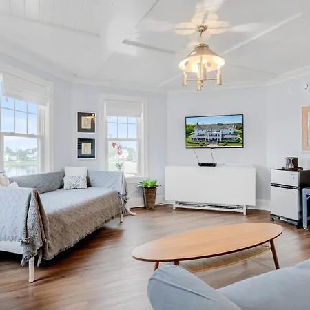 The Hewitt Wellington Hotel Spring Lake Room photo