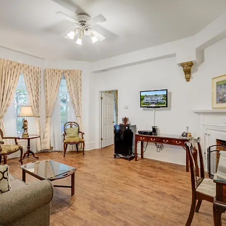 The Hewitt Wellington Hotel Spring Lake Room photo