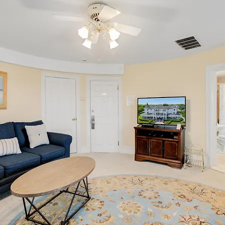 The Hewitt Wellington Hotel Spring Lake Room photo