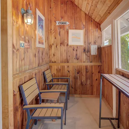 The Hewitt Wellington Hotel Spring Lake Room photo