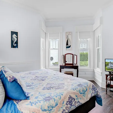 The Hewitt Wellington Hotel Spring Lake Room photo